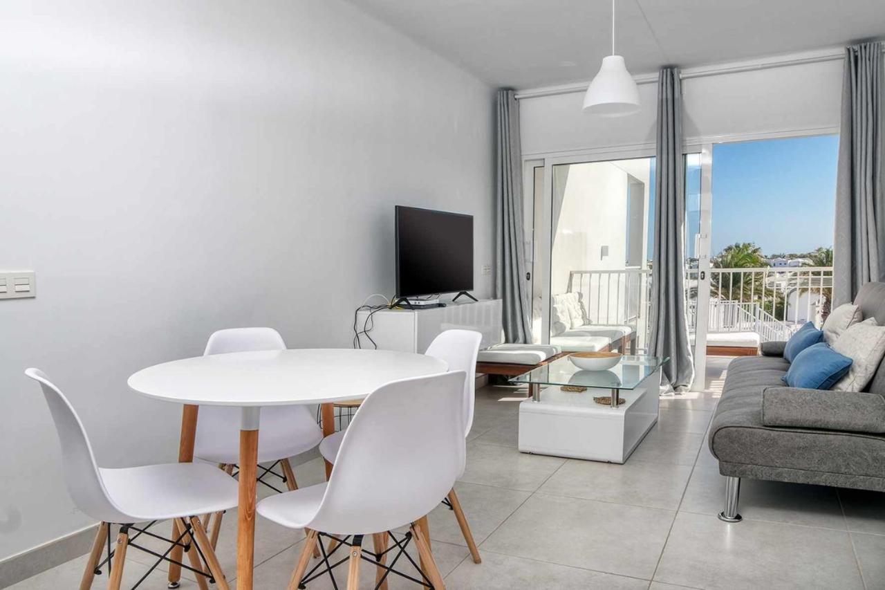 Sunset View Modern Private Poolside Apartment Costa Teguise Εξωτερικό φωτογραφία